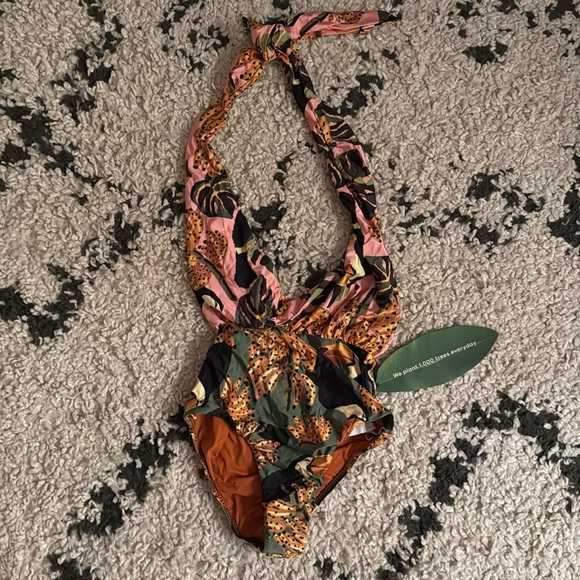 •Farm Rio Toucananas One Piece• - Picture 2 of 4